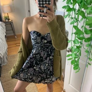 🪴$5/25🪴 Abstract Print Strapless Sweetheart Ruched Babydoll Dress Small